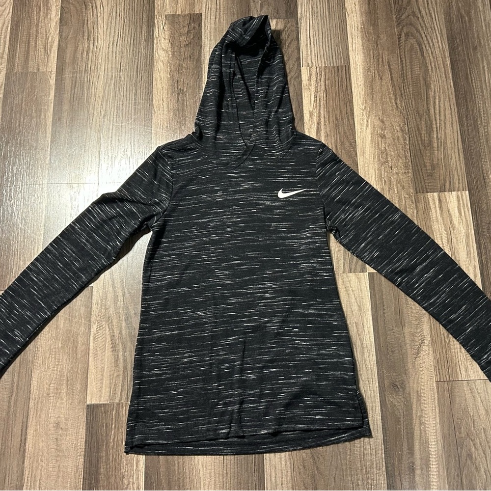 Nike Women's Black and Gray Hoodie